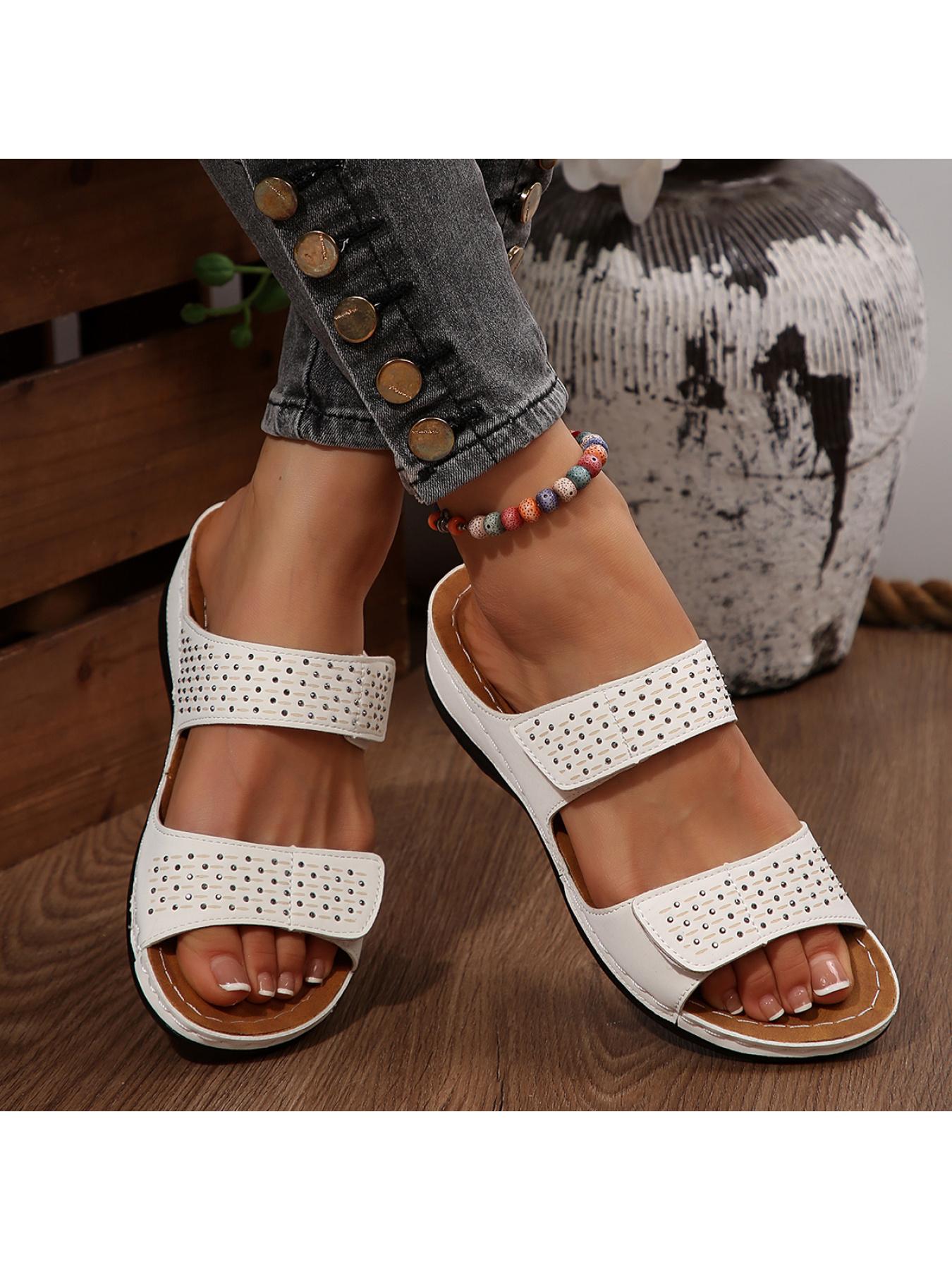 Women's slide sandals with full rhinestone design, simple yet stylish and eye-catching. Featuring thick, comfortable soles that add height without tiring your feet, a must-have for commuting and dating.