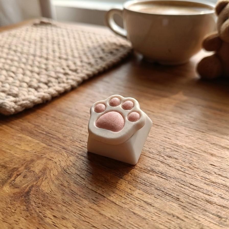 Cute Cat Paw Keycap Gift, Personalized Single Keycap, Creative Custom Mechanical Keyboard, Girl's Unique Gift Idea