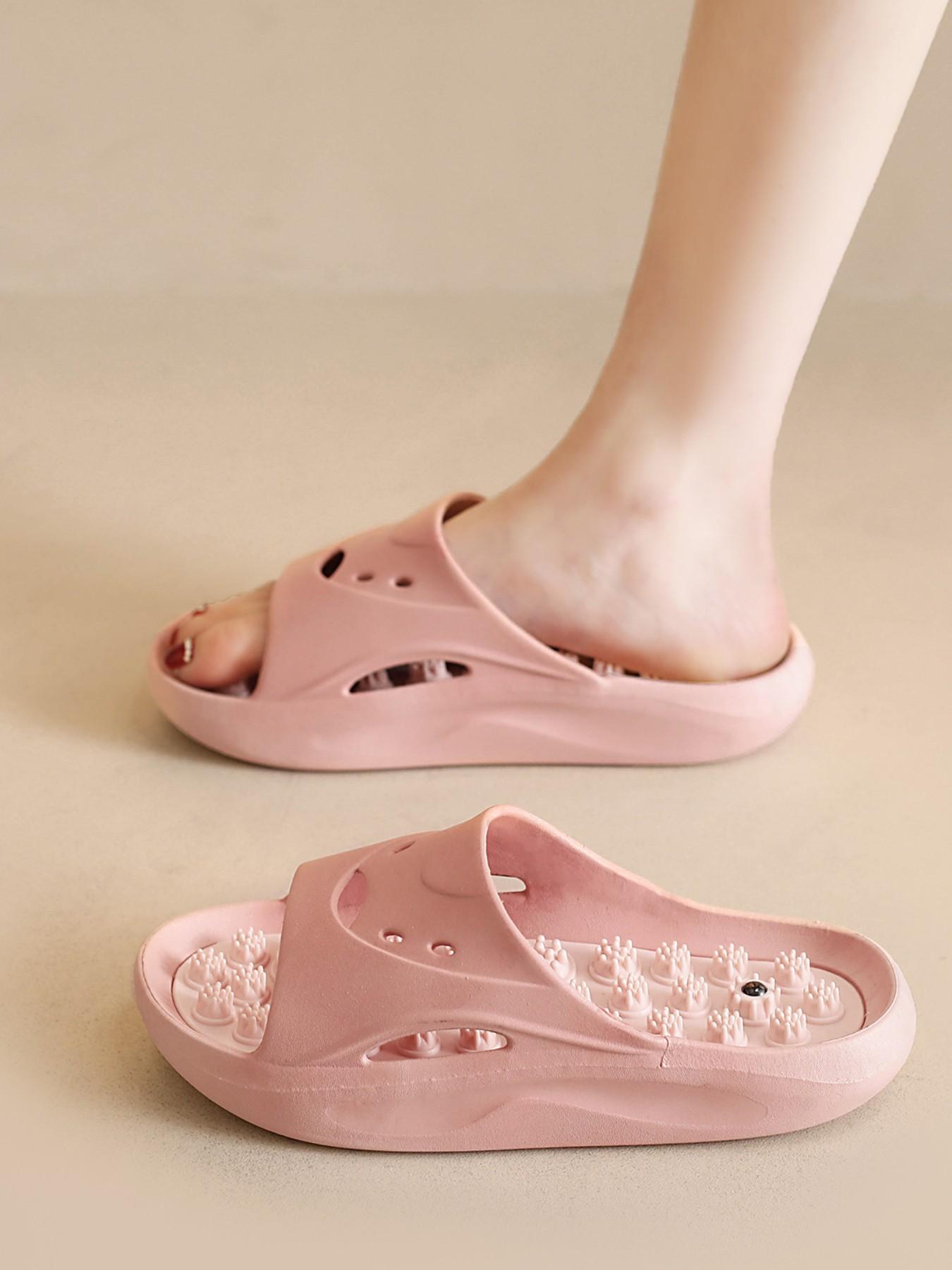 Trendy Thick Sole Women's Slippers, Comfortable Loose Fit, Home and Beach Use, Casual Patchwork Design, PU Leather, Eva Sole