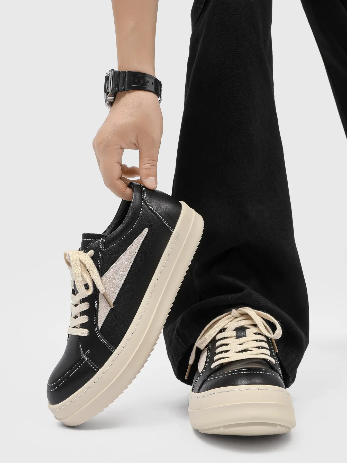 Men's and Decorative Casual Board Shoes, Thick Sole Retro Low Top Lace-Up Trendy Men's Shoes, Scented Bottom Men's Shoes, Chunky Sneakers