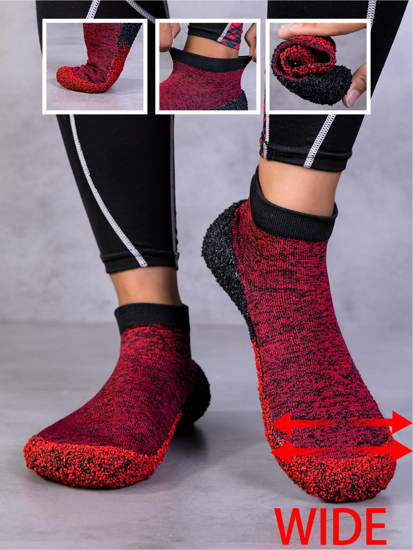 Ladies' widened elastic knitted foot socks with a granular sole for strong grip, soft and skin friendly fabric for comfortable wrapping, and a heel loop design for easy on and off. Essential for gym yoga and daily casual indoor exercise wear