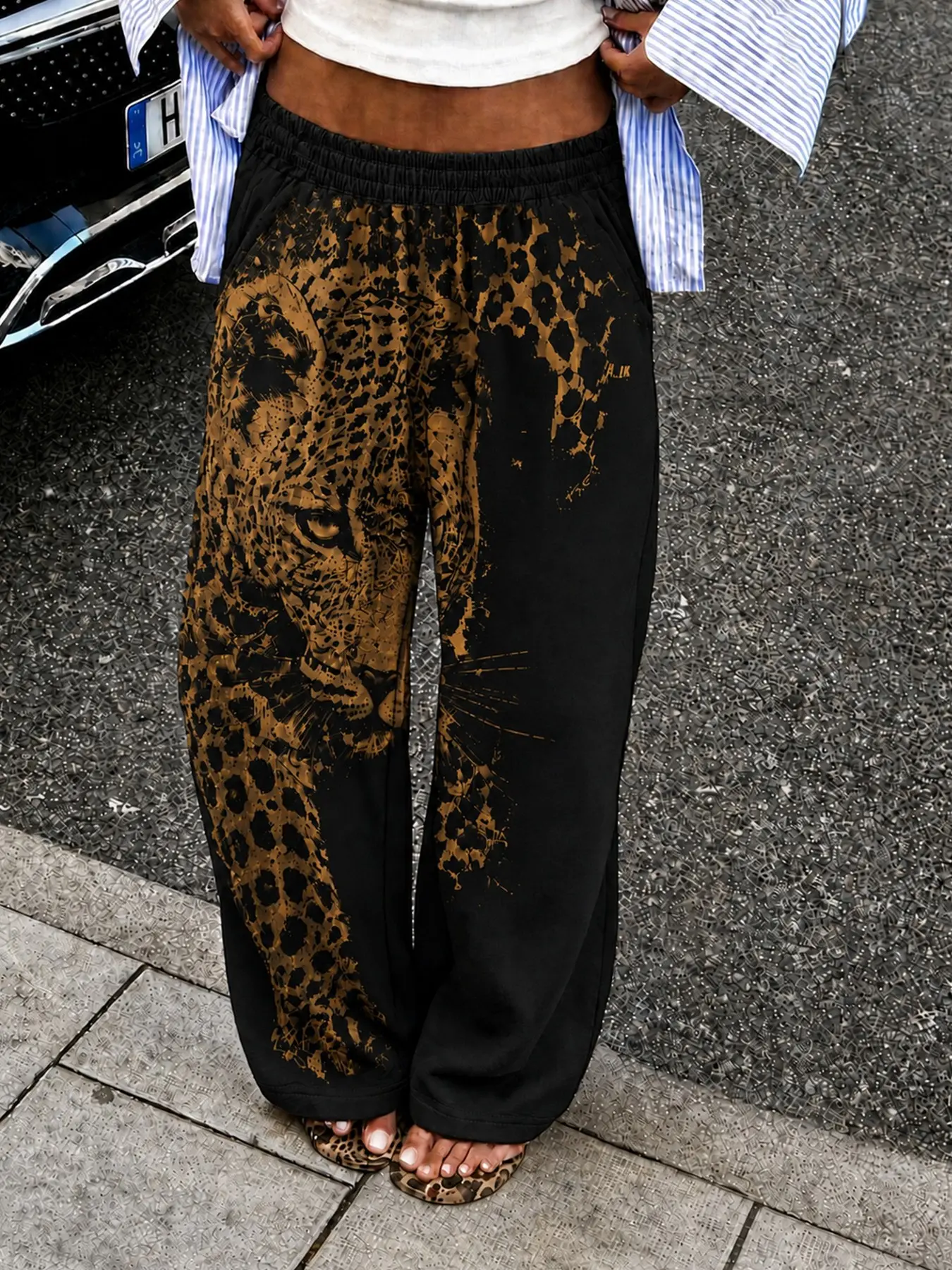 Women's Leopard Print Sweatpants, All over Print, Sporty Style, Loose-Fitting, Drawstring Waist, Casual Streetwear, Fashionable Bottoms