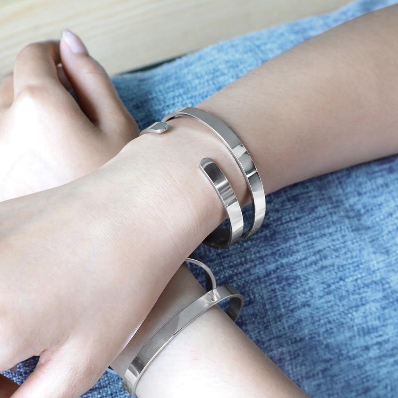 MYTYS Inspirational Cuff Bracelet Bangle for Women Keep Going Motivational Mantra Quote Engraved Bangle Cuff Stylish & Meaningful Accessory