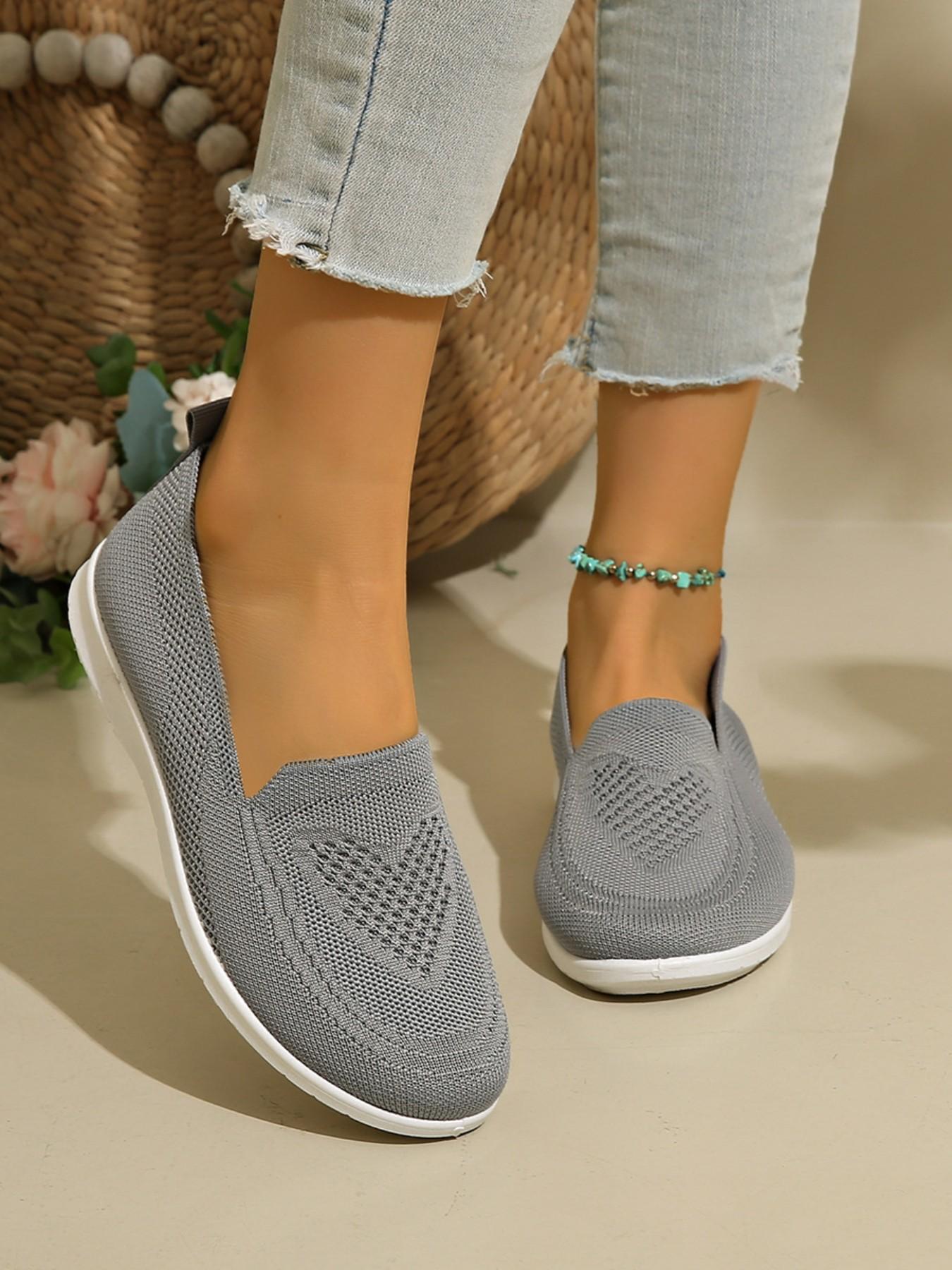 Women's round-toe knitted flat shoes, comfortable low-heeled one-step design, easy to walk, perfect formal shoes for casual wear