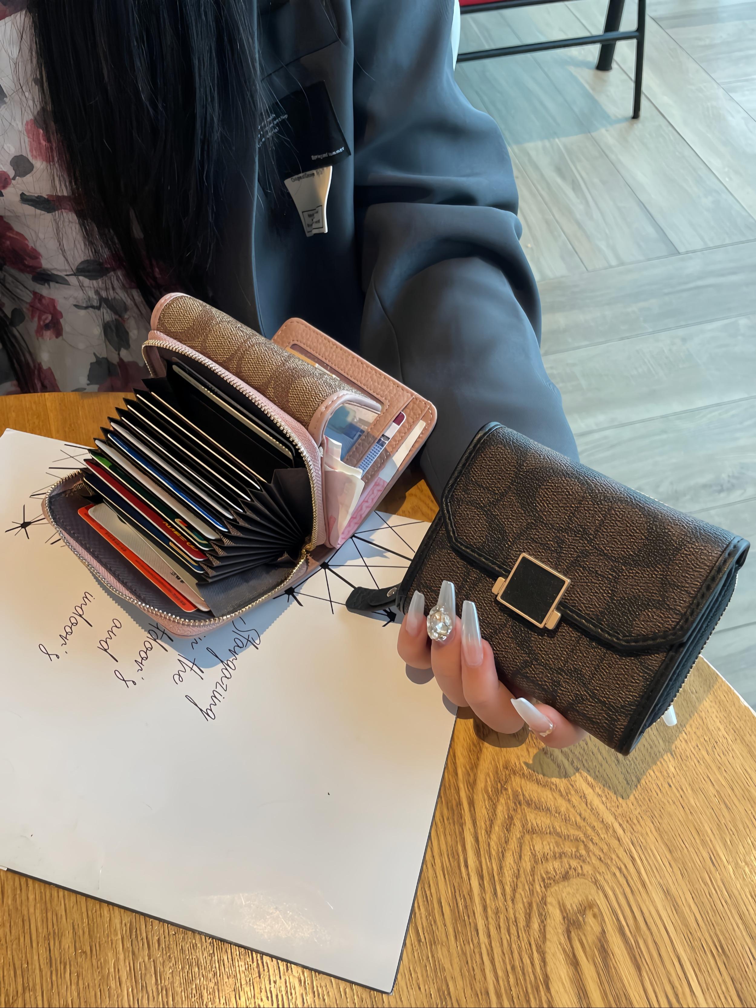 Women's Short Wallet Card Holder, New Foldable Leather Coin Purse, Unique Design High-End Small Wallet, Trendy Fashion Accessory