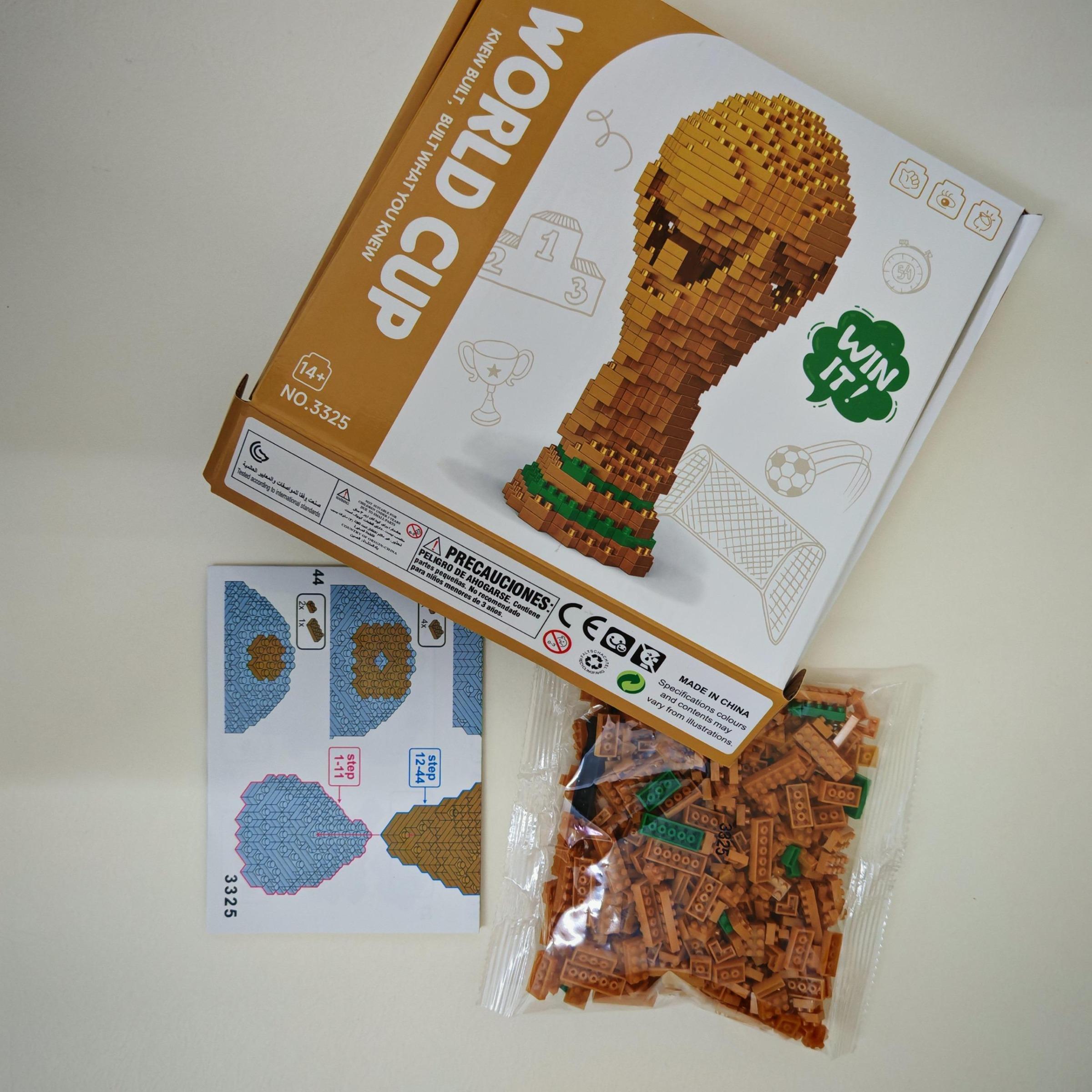 Creative Football Building Blocks Mini Particle Assembly Decorative Educational Toy, Desktop Decoration, Collectible Dolls, Micro Bricks Display