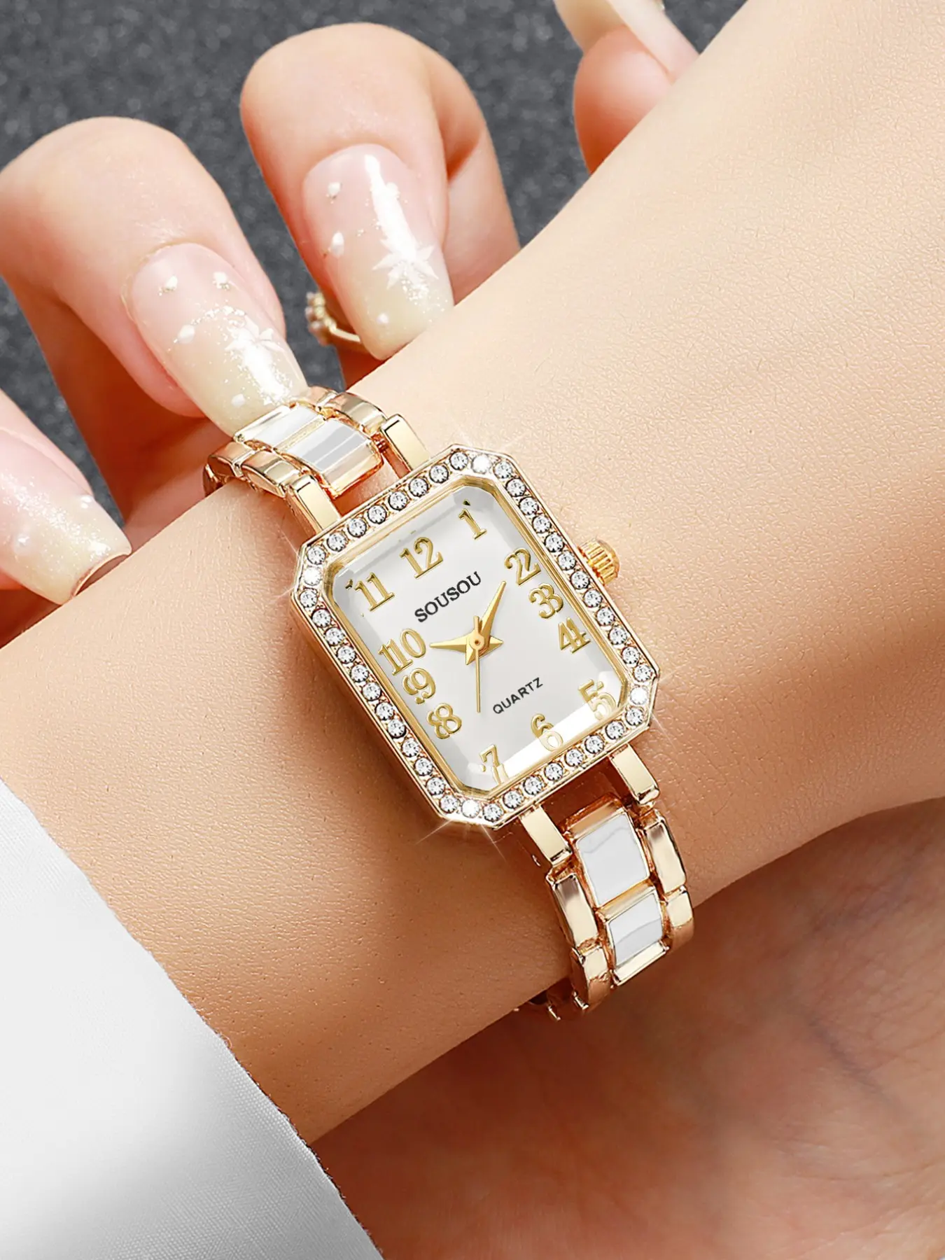 Women's Fashion Rectangular Watch, Quartz Watches, Elegant Ladies Wristwatch, All Seasons, No Box Included