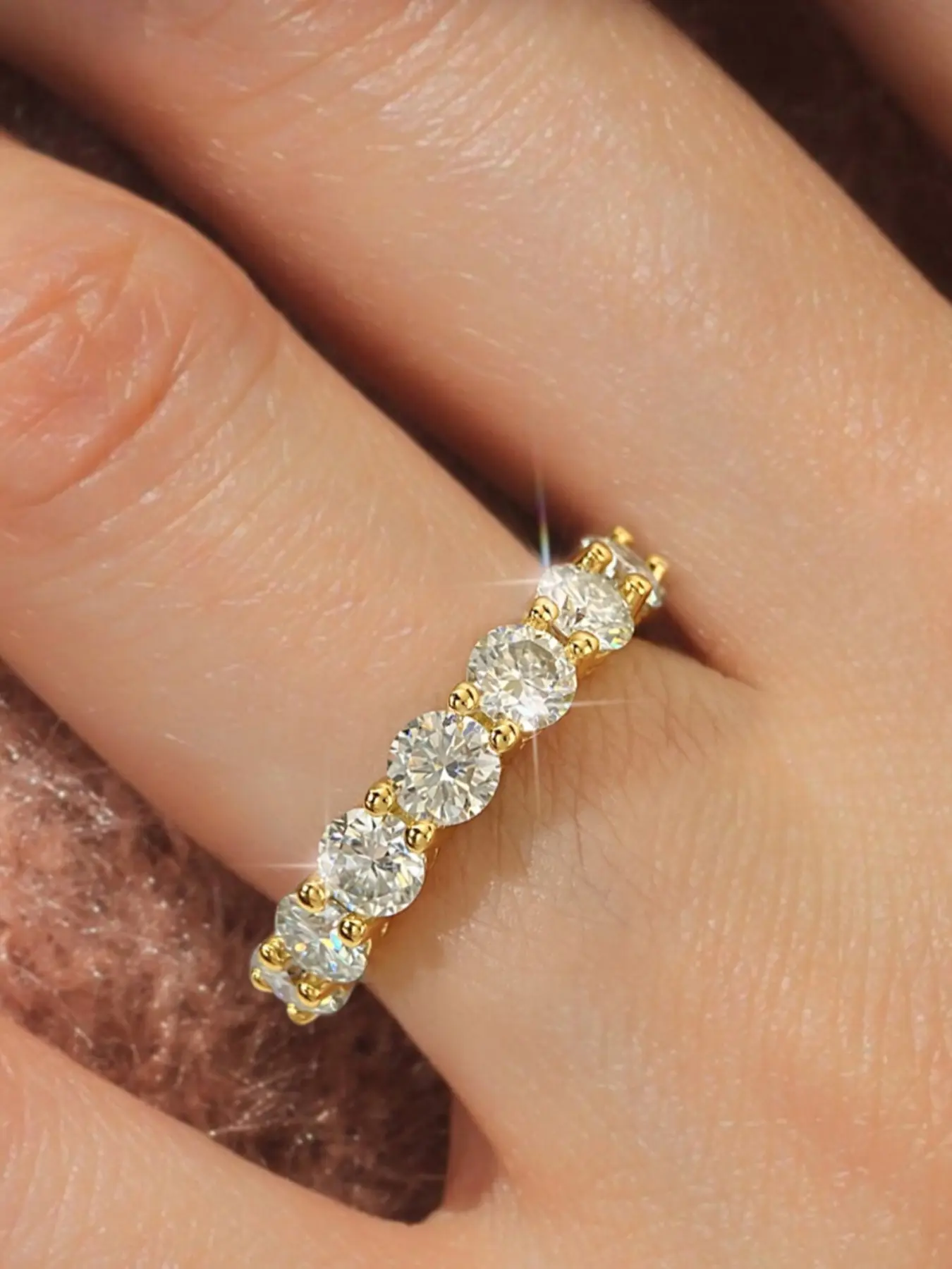 Luxurious Moissanite Engagement Ring for Women, Elegant Promise Ring, Perfect Anniversary Gift, High-End Synthetic Jewelry