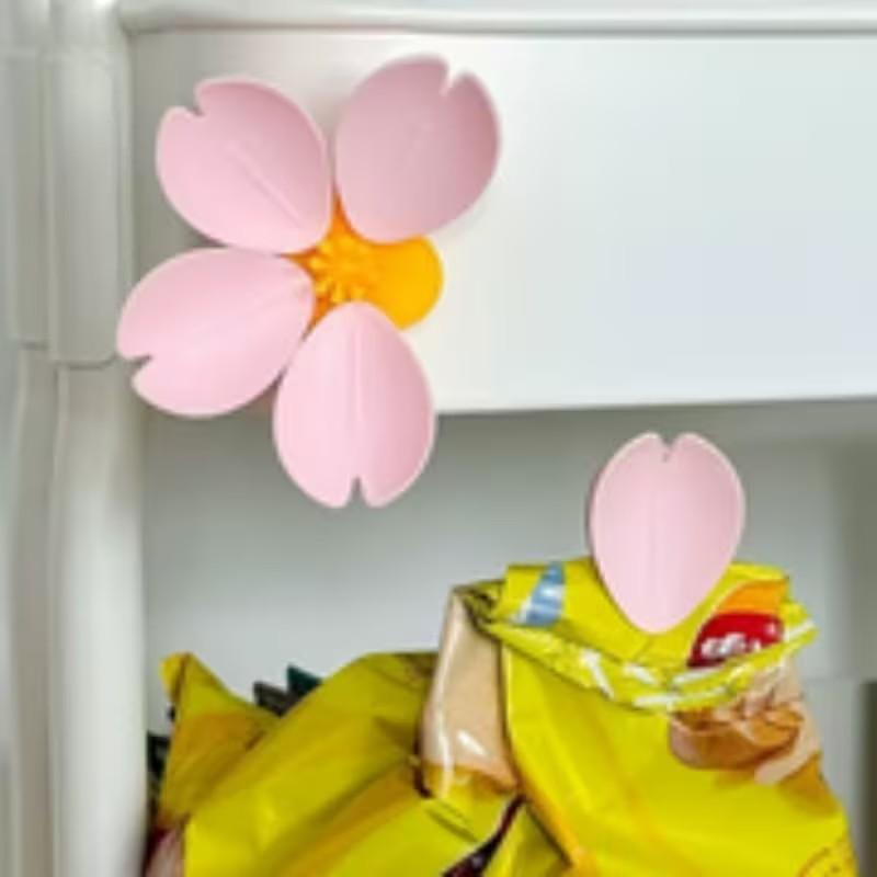 Magnetic Cherry Blossom Bag Clip, Food Sealing Clip for Snacks, Bread, Pet Food, Refrigerator Organization, Kitchen Decor Gift