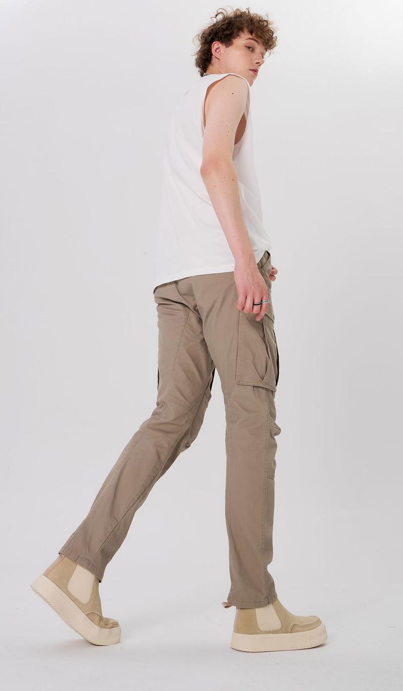 Plaid&Plain Men's Cargo Pants Slim Fit with Articulated Knees C804