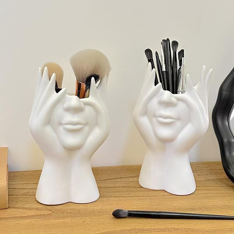 Artistic Hand and Face Sculpture Brush Holder, Minimalist Abstract Decor for Vanity and Desk, Elegant Desktop Accessory