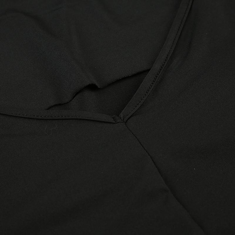 Women's Solid Color Halter Neck Capri Jumpsuit, Comfy Breathable Minimalist Sleeveless Skinny Slim Jumpsuit for Summer, Ladies Clothes for Daily Wear, Casual Fashion Jumpsuit, Basic Jumpsuit, Casual Comfy Overalls, Black, Casual Fitted Jumpsuit