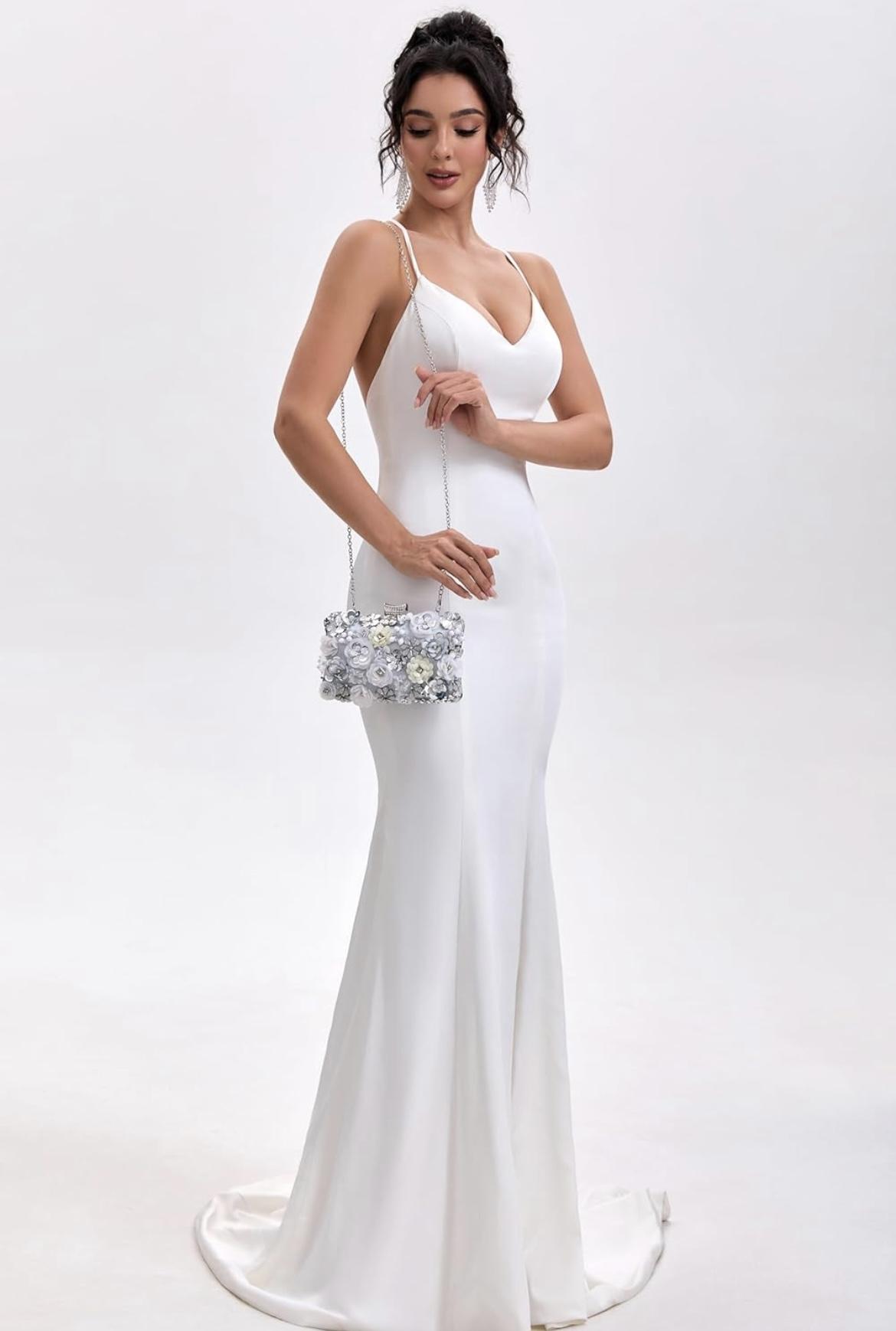 Handmade Beaded Embroidered Floral Clutch Bag, Woman Handbag,Elegant Evening Accessory, Christmas Eve Essentials,Christmas Gifts for Her,Luxury Party Purse, Women's New Year Gift, Valentine's Day Present，Graduation present.