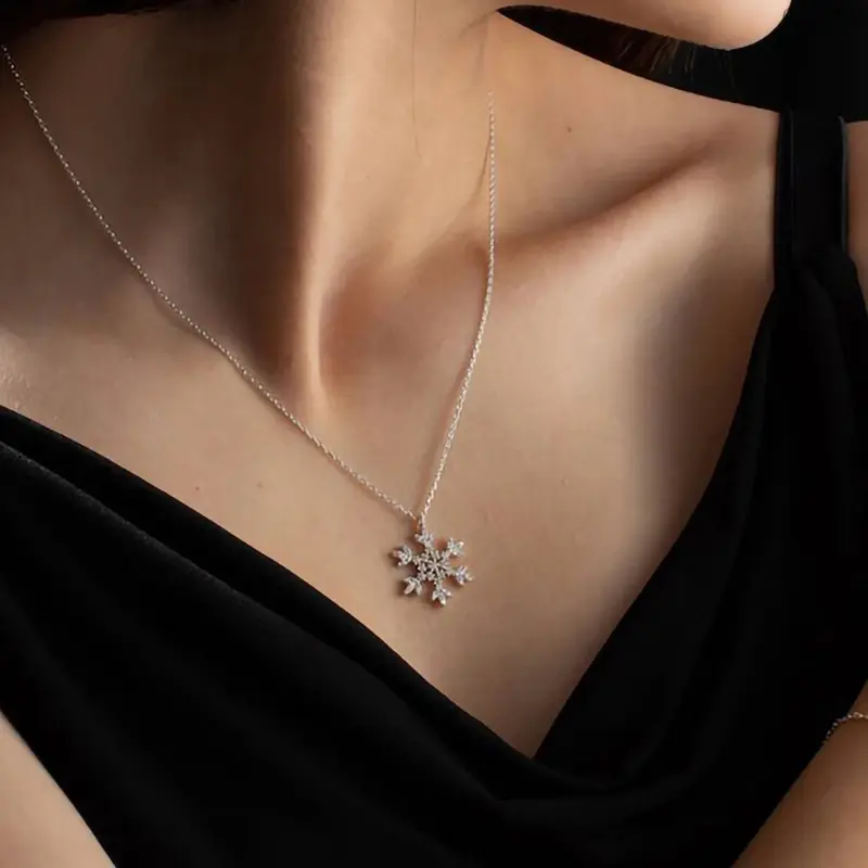 Christmas New Year Snowflake Necklace With Zircon Inlaid Pendant, Delicate Sparkling Fashion Jewelry For Women