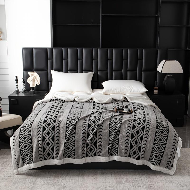 Super Soft Stretchy Fashion Blanket - Printed Fabric Blanket with Fine Fibers, Excellent Heat Retention, Simple Floral Pattern, Multiple Colors, Suitable for Home & Travel, Classic Versatile Home Decor, Fashion Blankets, Printed Fabric Blankets