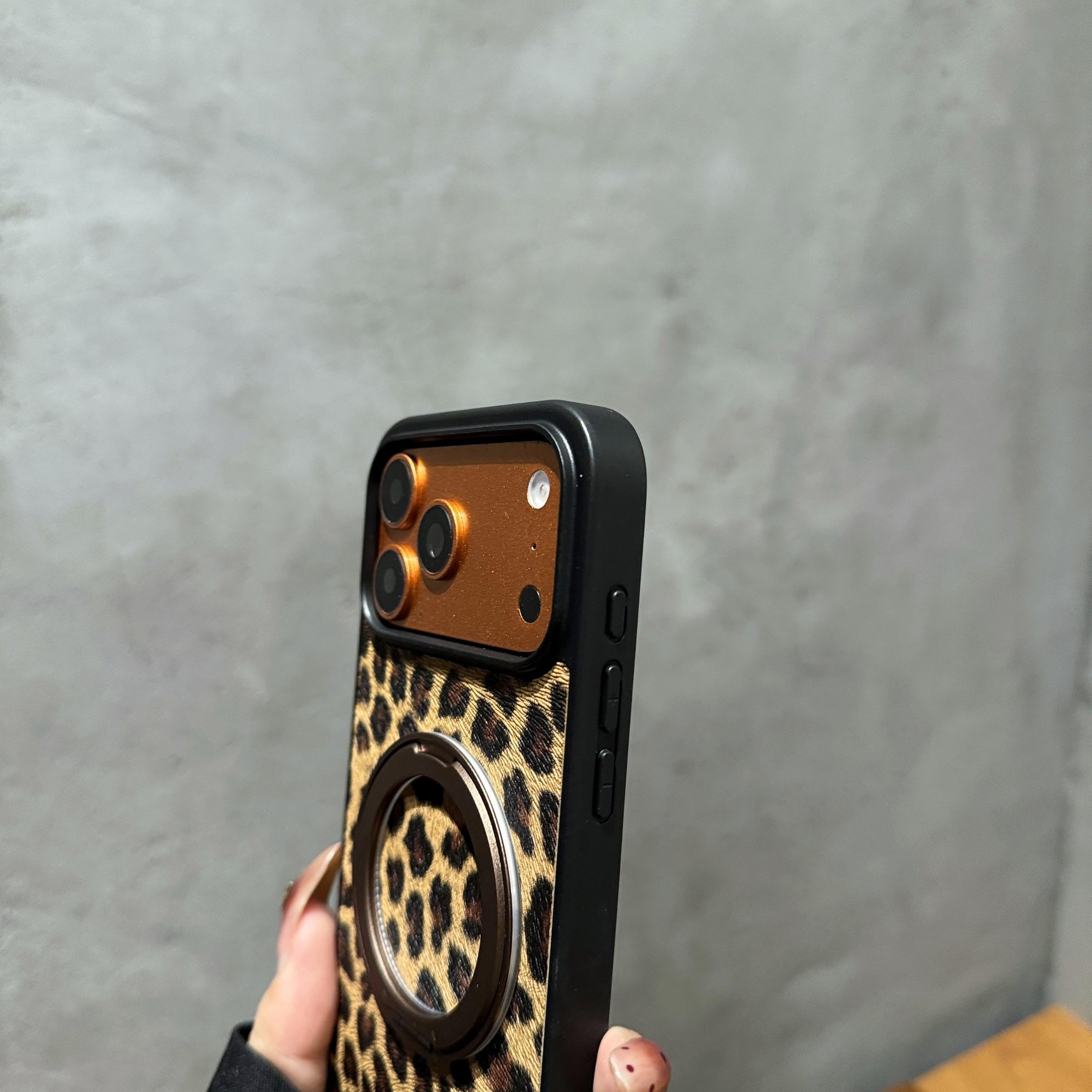 Women's Leopard Pattern 360 Rotating Magnetic Stand Apple Case, New Trendy iPhone Shell, Compatible with iPhone 17/16/15/14 Series