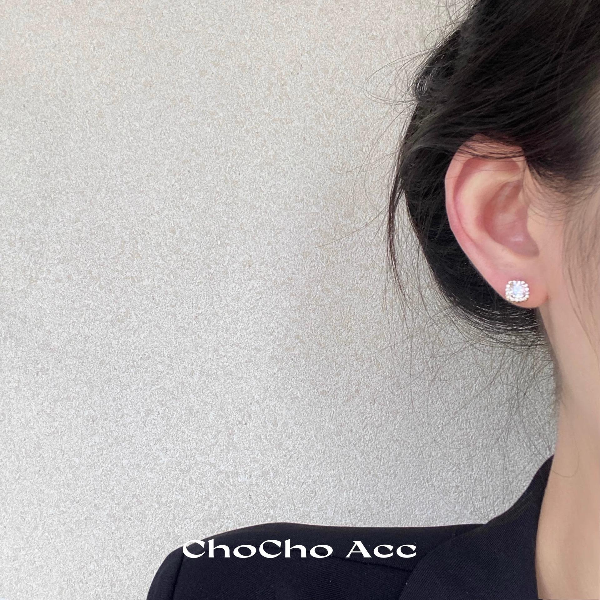 S925 silver needle earrings, no need to remove when sleeping, exquisite and compact sugar cube design, unique and sophisticated, versatile earrings, a gift for women