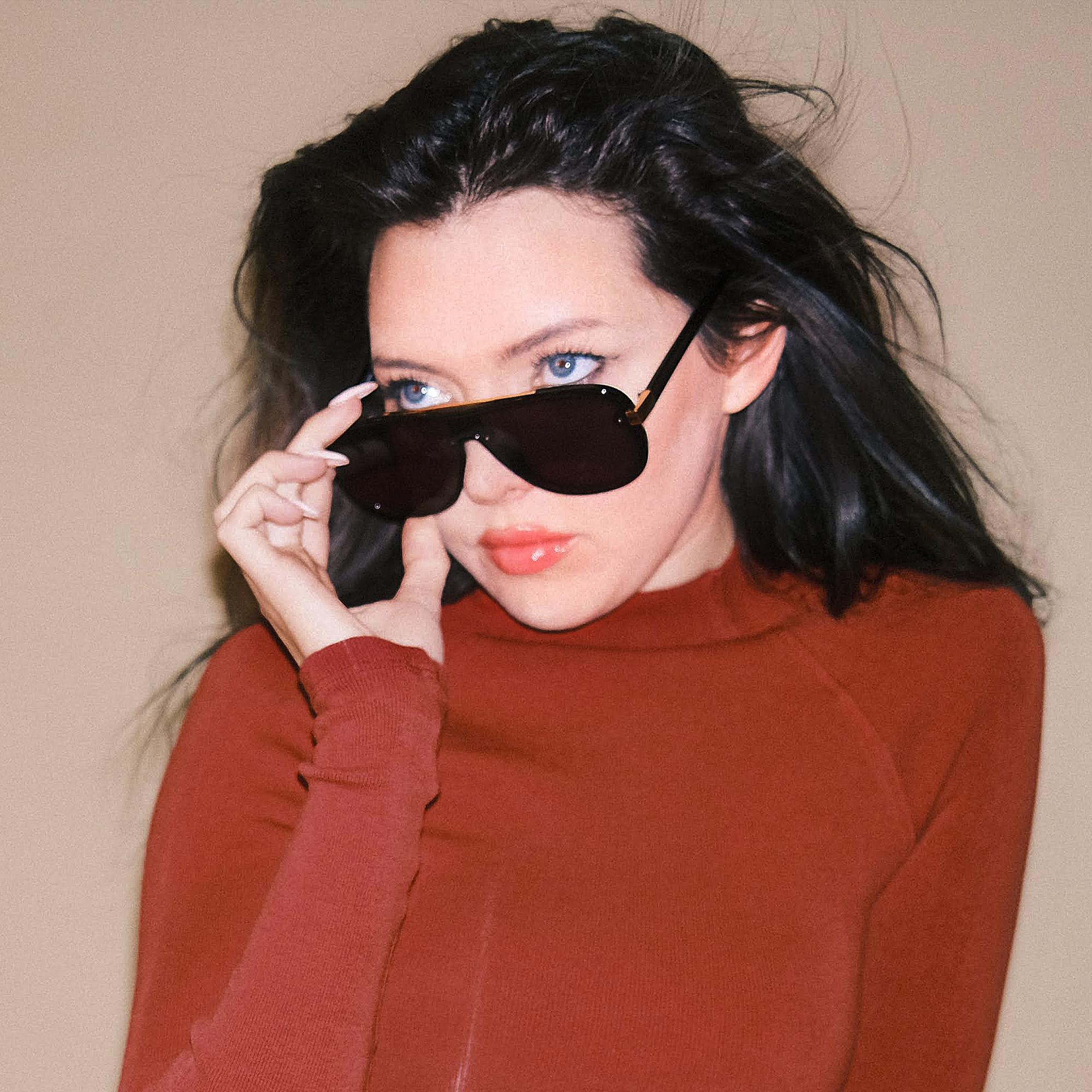 ZENOTTIC Unisex Oversized Sunglasses One-piece Integrated lens UV400 Shades Fashion Outdoor Sun Glasses for Daily Use Trendy Beach Eyewear