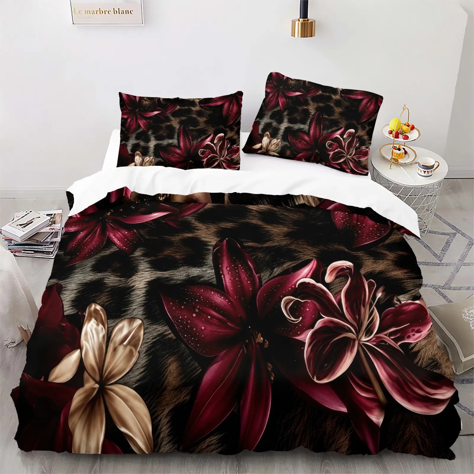 3-piece leopard print wine red lily flower pattern bedspread set, including 1 bedspread + 1/2 pillowcase (without filling), high-definition seasonal print, suitable for bedrooms and dormitories, easy to clean and durable