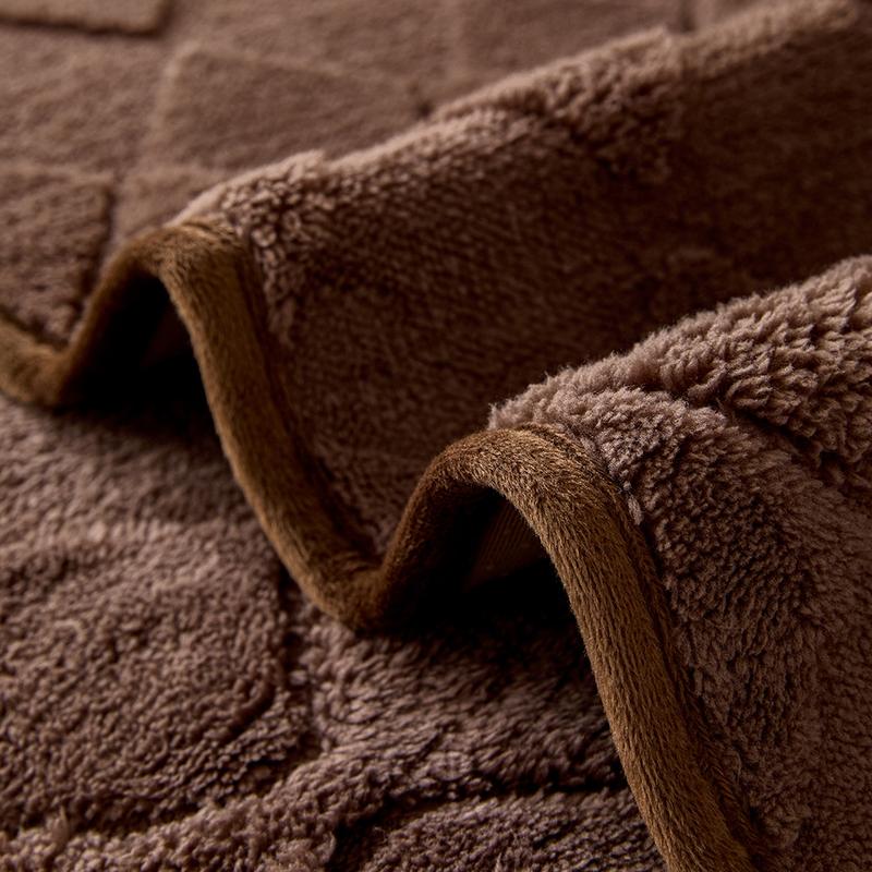 Modern Plush Diamond-Pattern Quilted Sofa Cover, Dustproof, Soft & Pet-Friendly Polyester Protector for Single-Seat to L-Shaped Couches