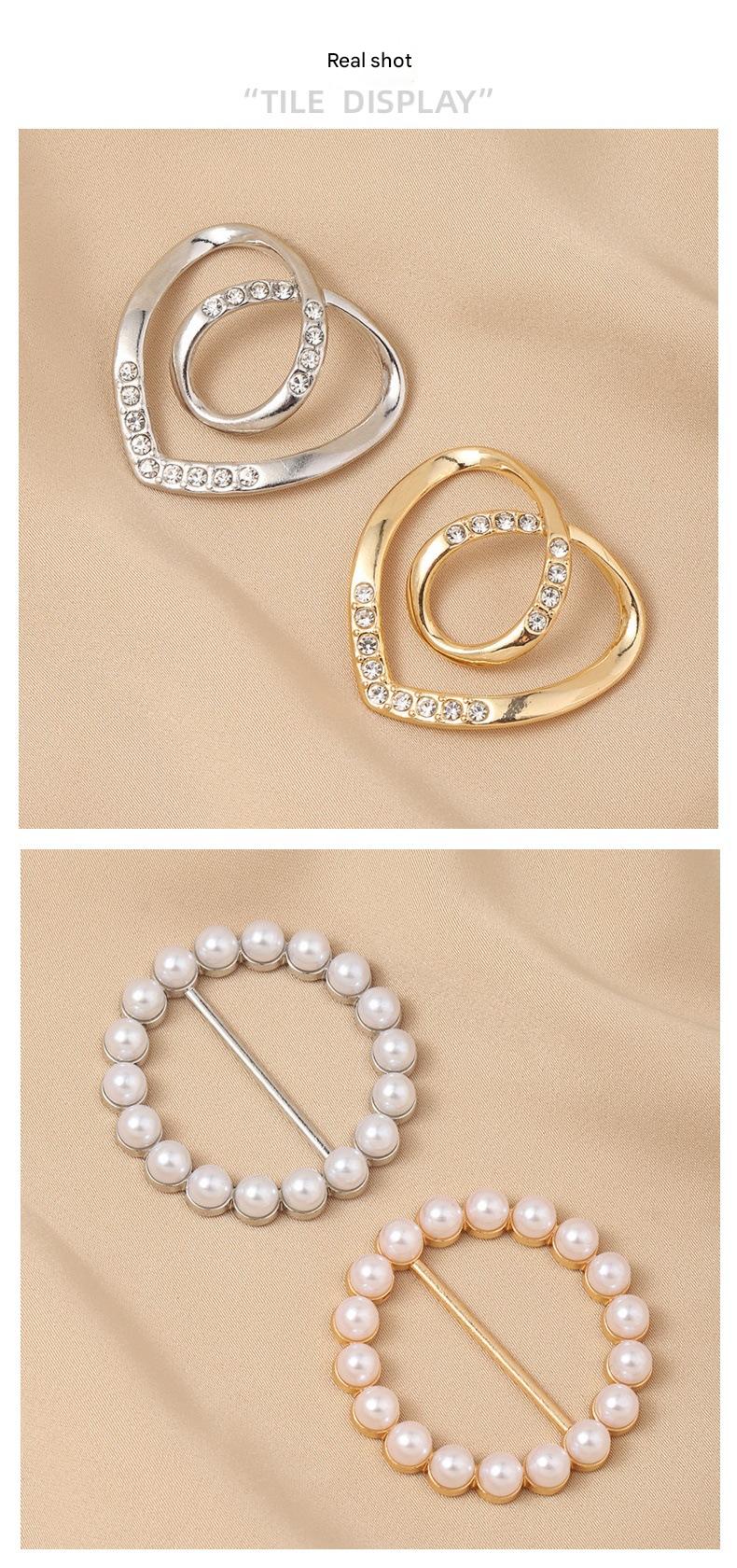Hem knotting, heart-shaped pearl and rhinestone buckle, scarf buckle, versatile fastener for shirts and T-shirts.