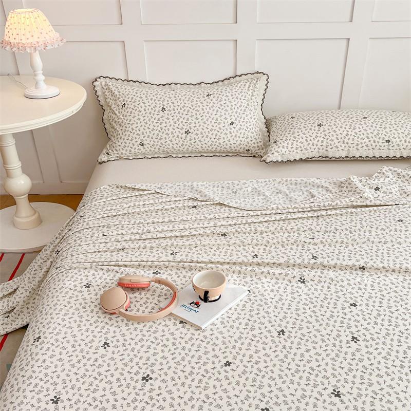 High-Quality Floral Sheet, Soft and Breathable, Lightweight, Suitable for All Seasons, Ideal for Bedroom and Guest Room