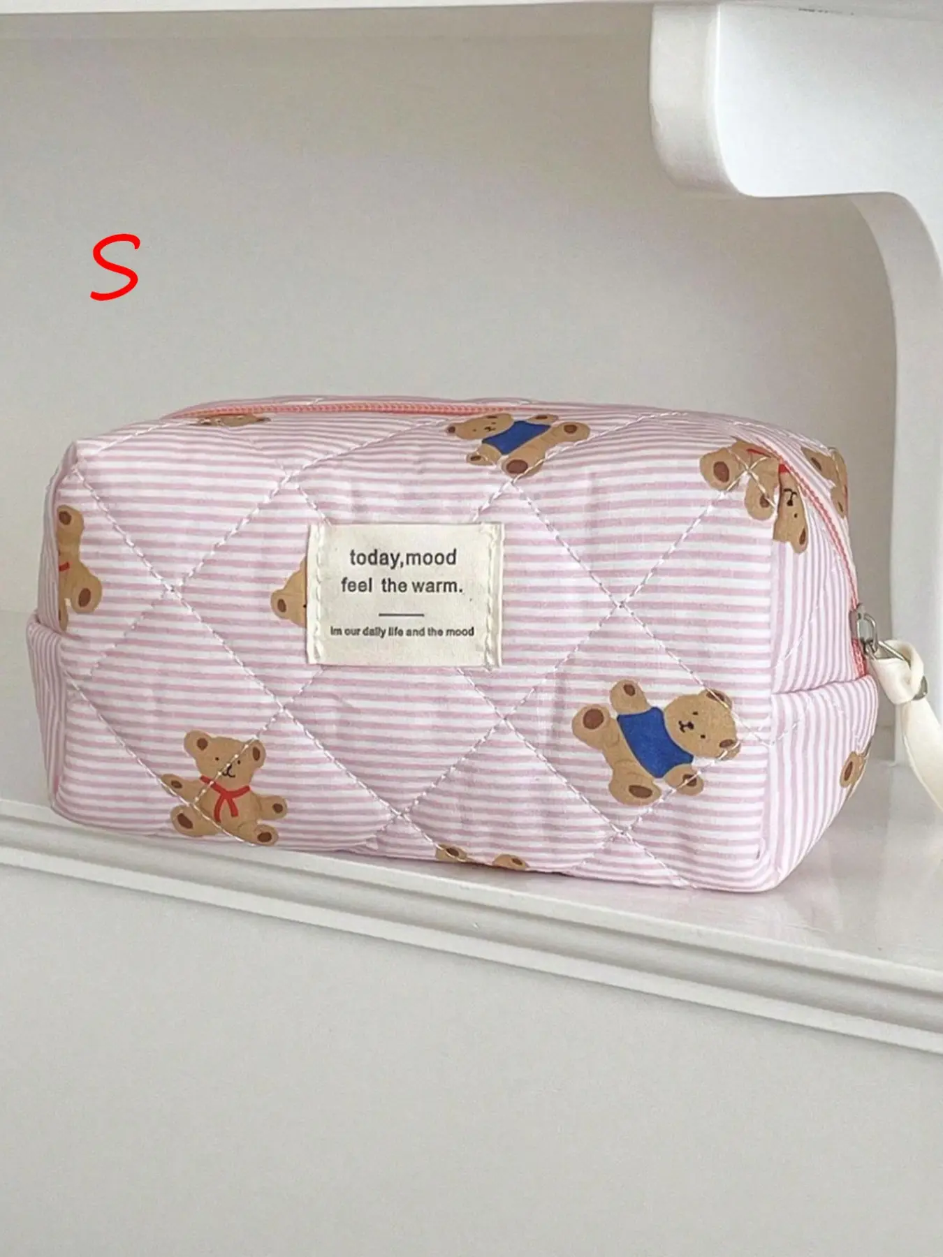 Versatile Bear Design Quilted Cosmetic Bag for Travel & Daily Use, Large Capacity Makeup Organizer Pouch, Women's Stylish Accessory, Makeup Bags