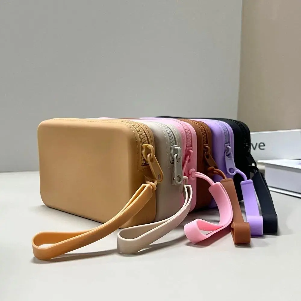 Fashion Multifunction Rectangular Wallet Space Saving Silicone Carrying Handbags Waterproof Coin Purse Men Women Coin Money ﻿