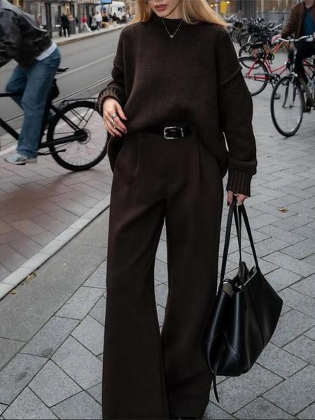 Women's Casual Knit Sweater Pullover, Minimalist Commuter Style, Elegant Fall/winter Top, High-Quality Fabric, Perfect for Daily Wear, Lightweight Knit Sweater