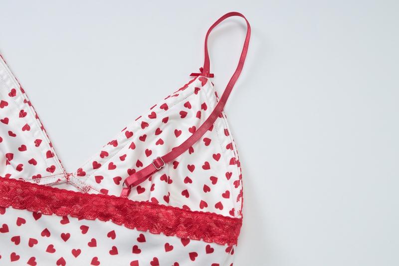 Women's Heart Print Contrast Lace Cami Top & Shorts Pyjama Set, Sexy Casual Comfy  Two-piece  Pj Set, Women's Sleepwear for Summer