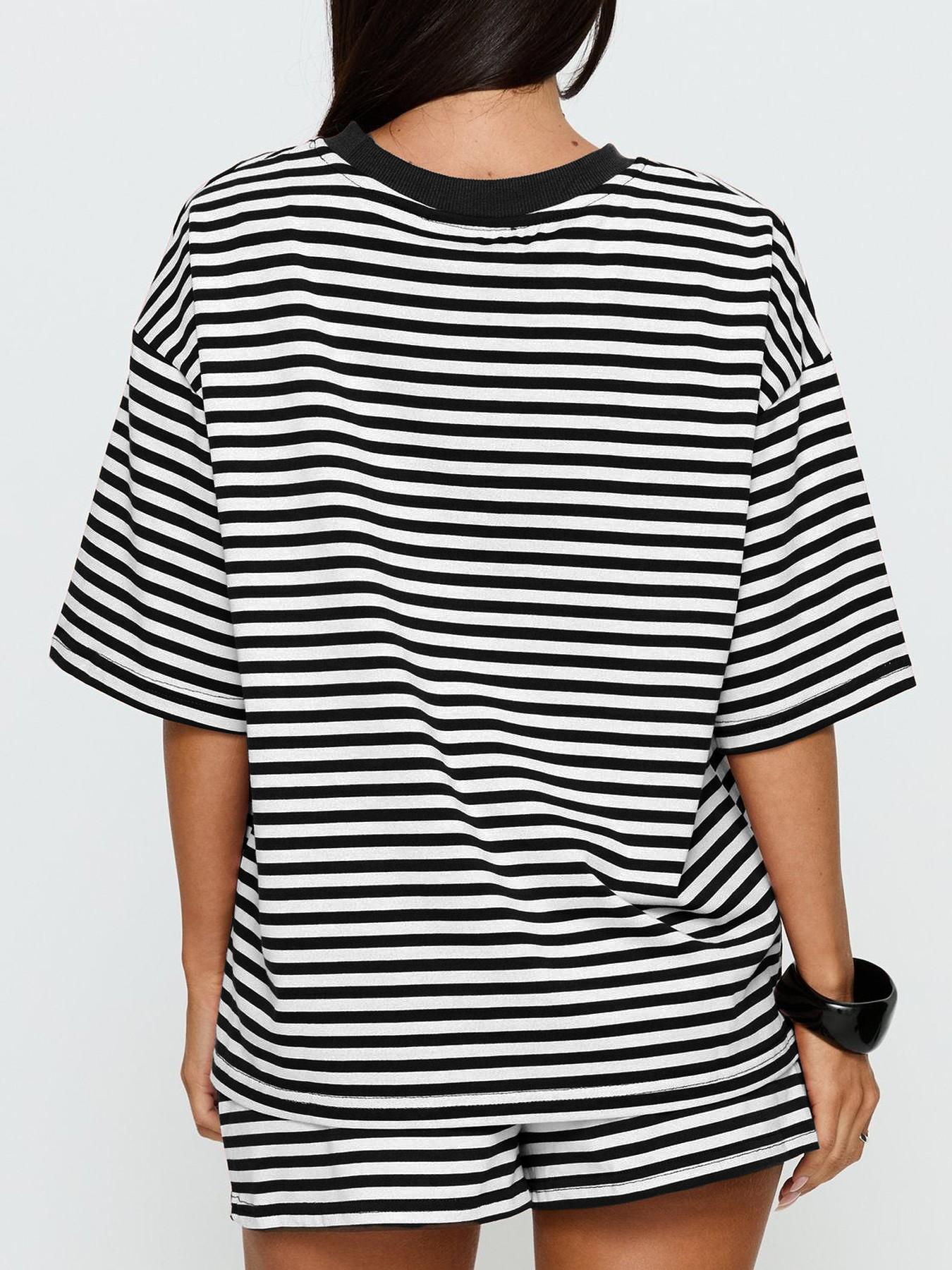 2 Spring Summer Striped Print 2 Piece Outfit Women Womenswear Clothes | Oversized T-Shirt + Drawstring Shorts | Soft Casual Lounge Set | Y2K Clean Girl Style for Daily Home Vacation Wear