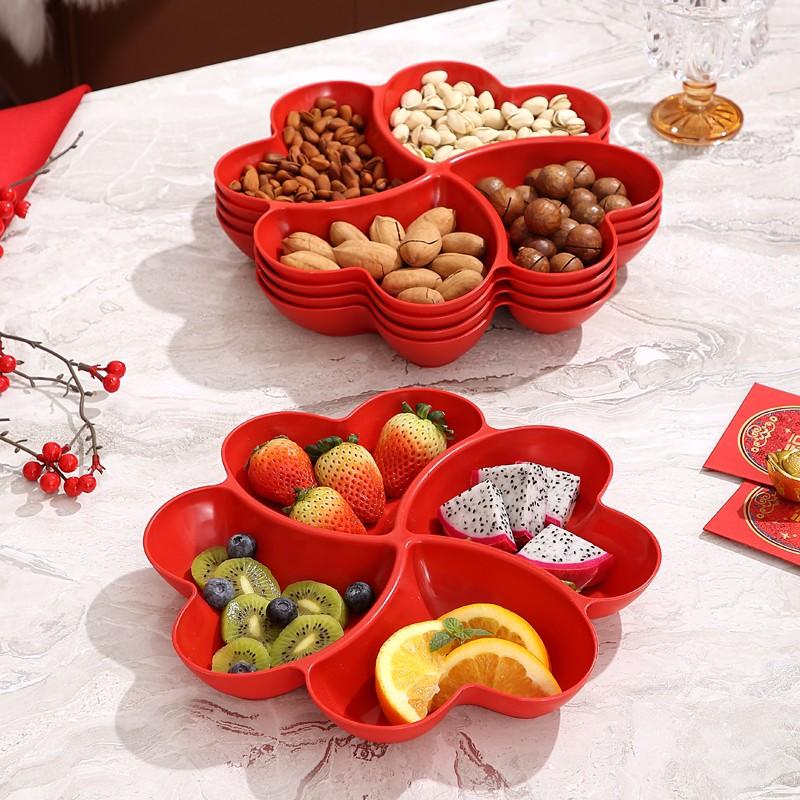 Four-Leaf Clover Fruit Tray, Perfect for Valentine's Day, Reusable Plastic Serving Platter, Heart-Shaped Divided Dish, Elegant Plastic Plates