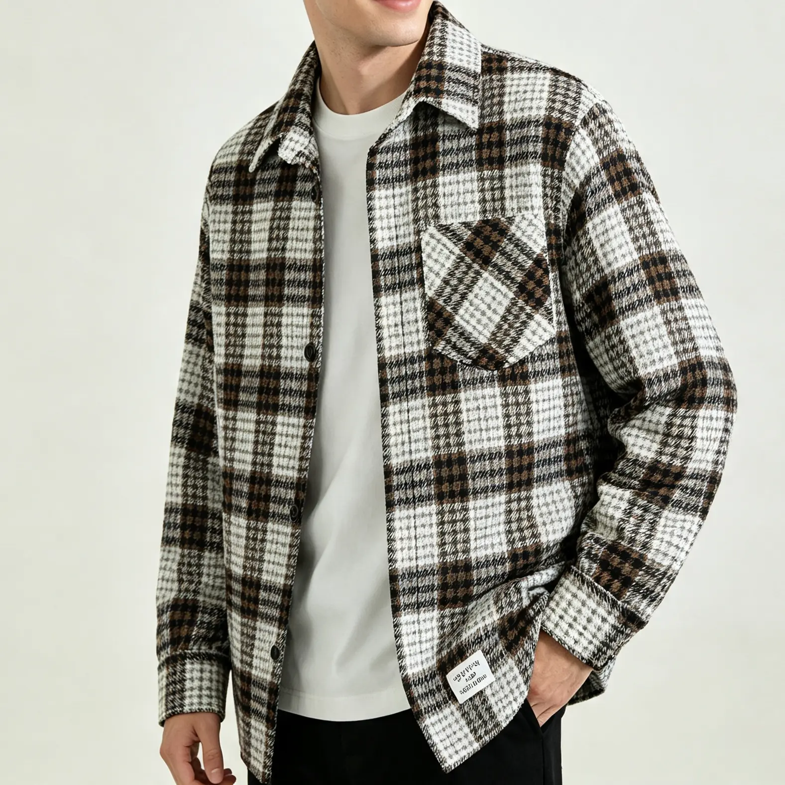Men's vintage checkered shirt-style jacket, with a turned-down collar and long sleeves, a loose checkered outerwear that is casual and relaxed, suitable for daily street wear.