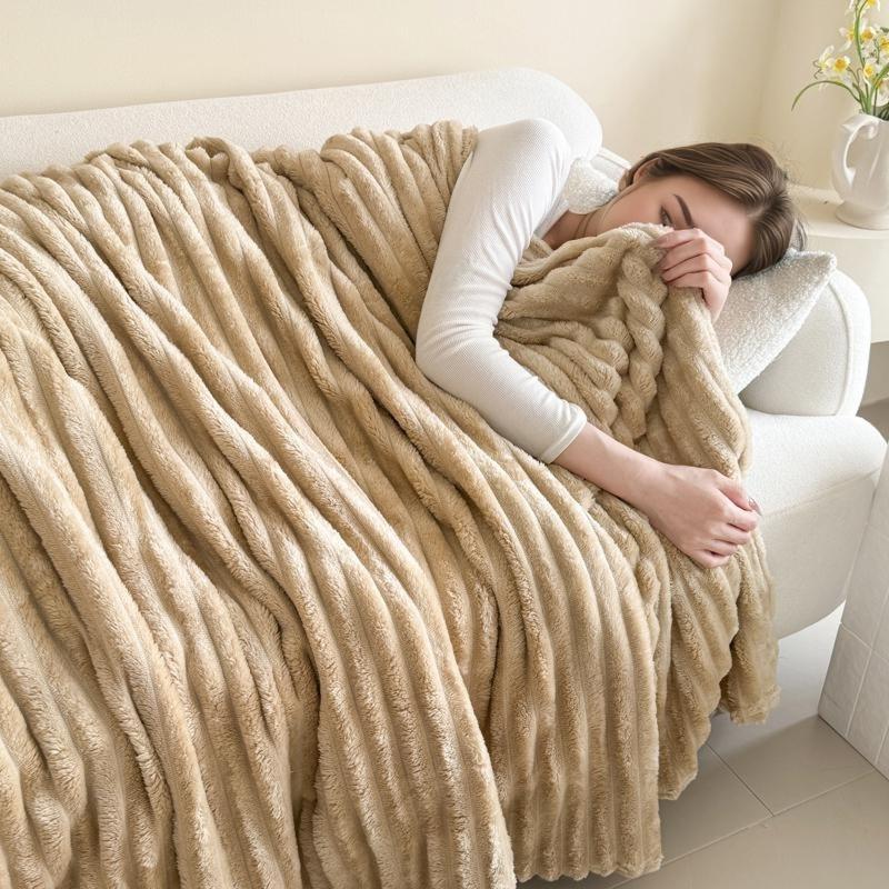 Solid Color Flannel Blanket, Soft Comfortable Throw Blanket, Soft Lightweight Blanket, Air-conditioned Room Blanket, Warm Nap Blanket for Home Office Travel,Christmas Gifts For GF