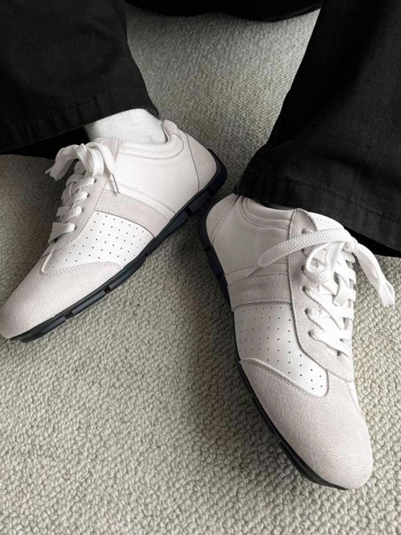 Men's Casual Leather Sneakers, Breathable Perforated Design, Low Top Lace-Up Shoes, Retro Style, Vintage Casual Shoes, Sizes 38-46, Ideal for Daily Wear, Flat Trainers
