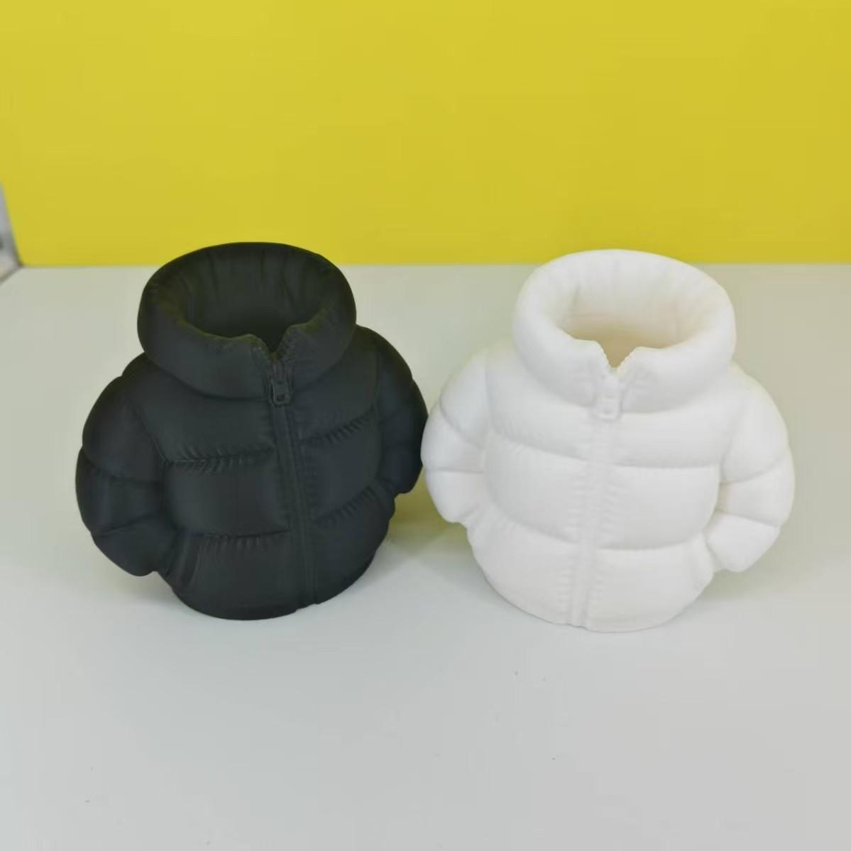 3D Printed Down Jacket Pen Holder Organizer Creative Display Piece Colorful Down Jacket Pen Holder Storage Box