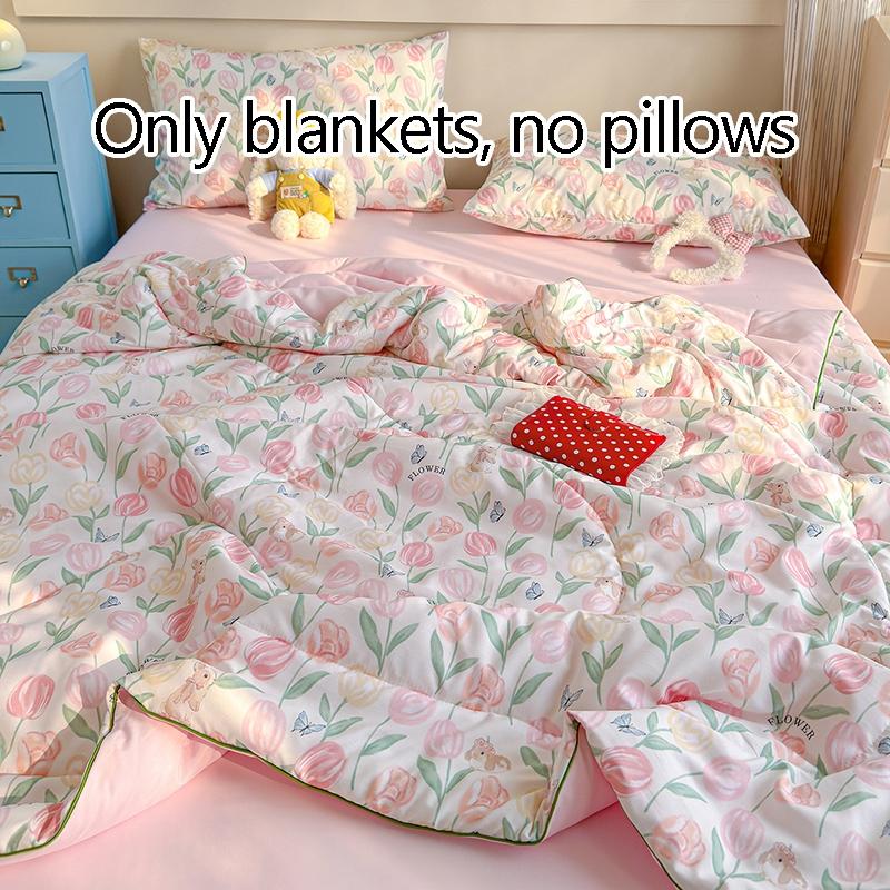 1pcs of small floral print summer quilt, super soft and skin-friendly air-conditioned quilt, suitable for use in all seasons, bedrooms, and living rooms