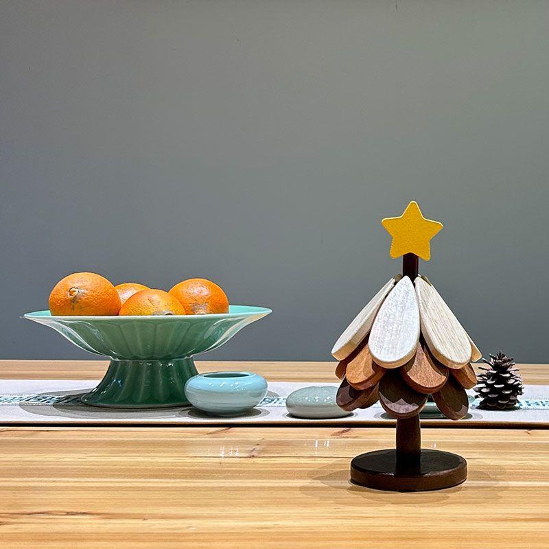 Christmas Tree Heat-Resistant Pad, Elegant Round Wooden Table Mat, Creative Pot Lid, Cup Holder, Bowl Protector, Decorative Piece