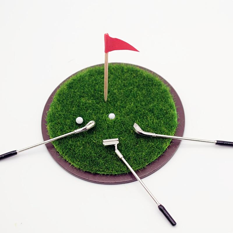 Dollhouse Mini Golf Club Grass Model BJD Miniature Scene Prop Accessory, Miniature Model, Collectible Gift for Hobbyists & Enthusiasts