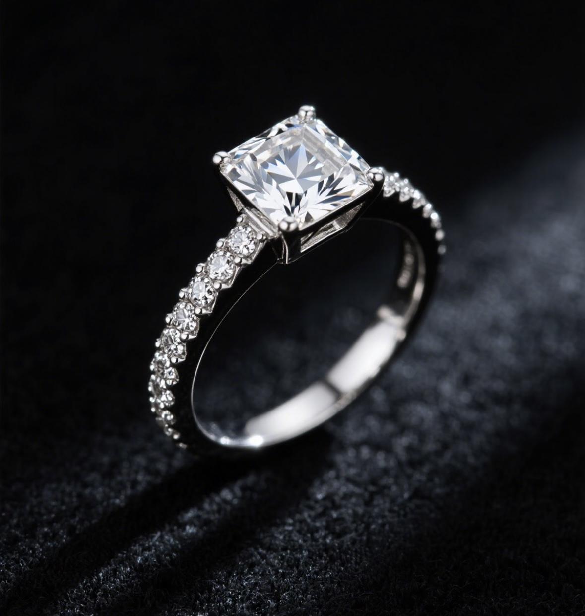 Lior:Jewelry online bidding-1