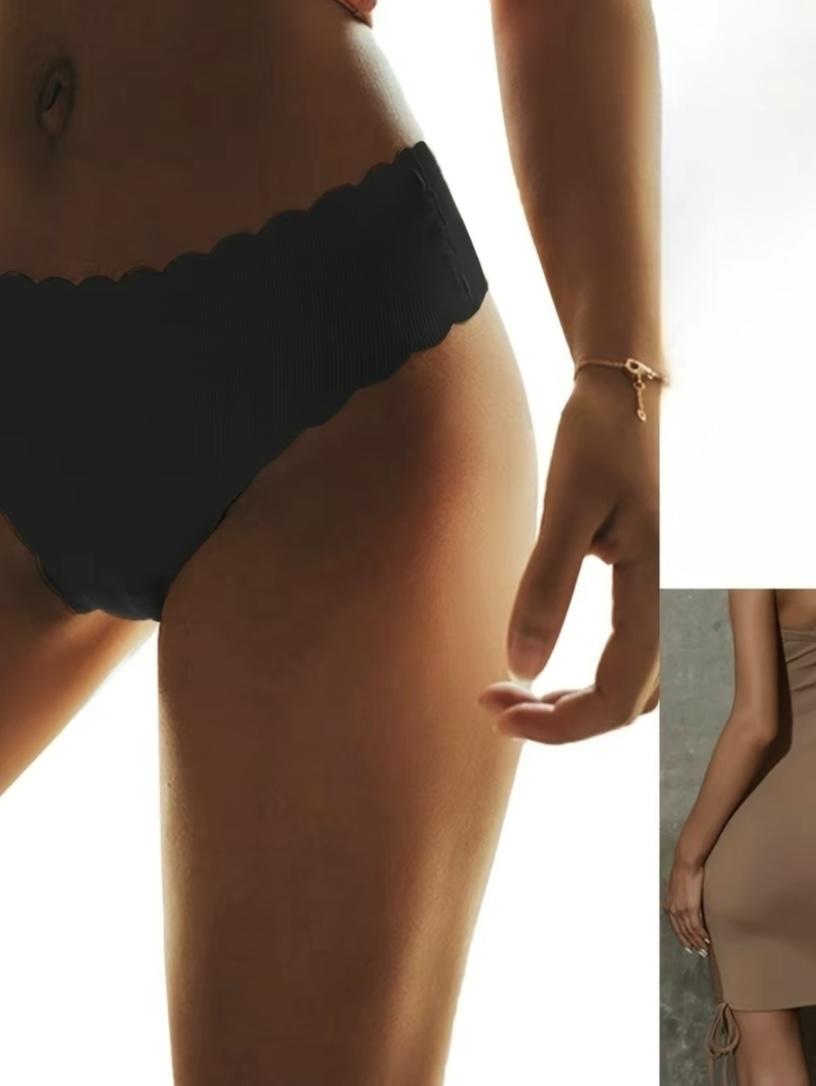 20-Pack Women's Seamless, Breathable and StretchPanties with Low-Rise Design. Sexy underwear perfect forbeach outings, parties, camping and family gatherings