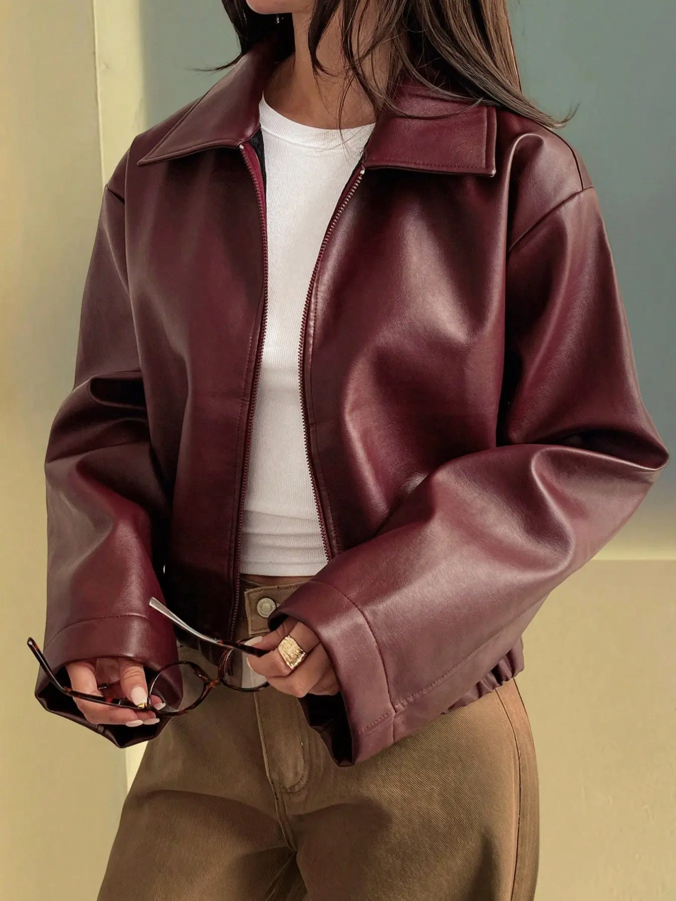 Women Cropped Zip‑Up Jacket, Lapel Collar Long Wide‑Sleeve Outerwear, Loose Drop‑Shoulder Silhouette With Elastic Hem, Trendy Street‑style Front Zipper Coat, Relaxed Fit Outer Top for Daily Outing, Shopping, Dating and Casual Weekend Occasions