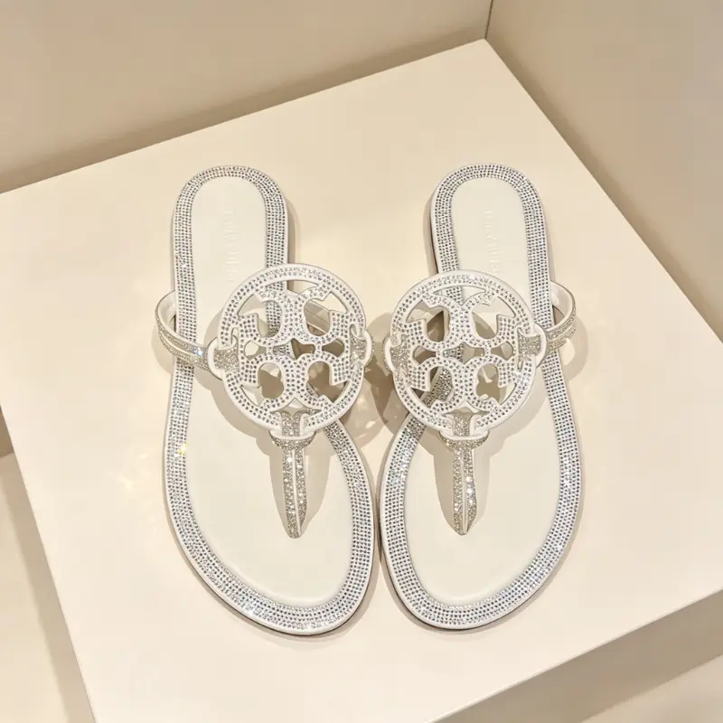 White Full Rhinestone Hollow Out Thong Sandals for Women, Glitter Crystal Flat Flip Flops, Soft Padded Leather Insole Slip On Summer Slide Sandals, Non Slip Casual Beach Resort Daily Walking Sandals