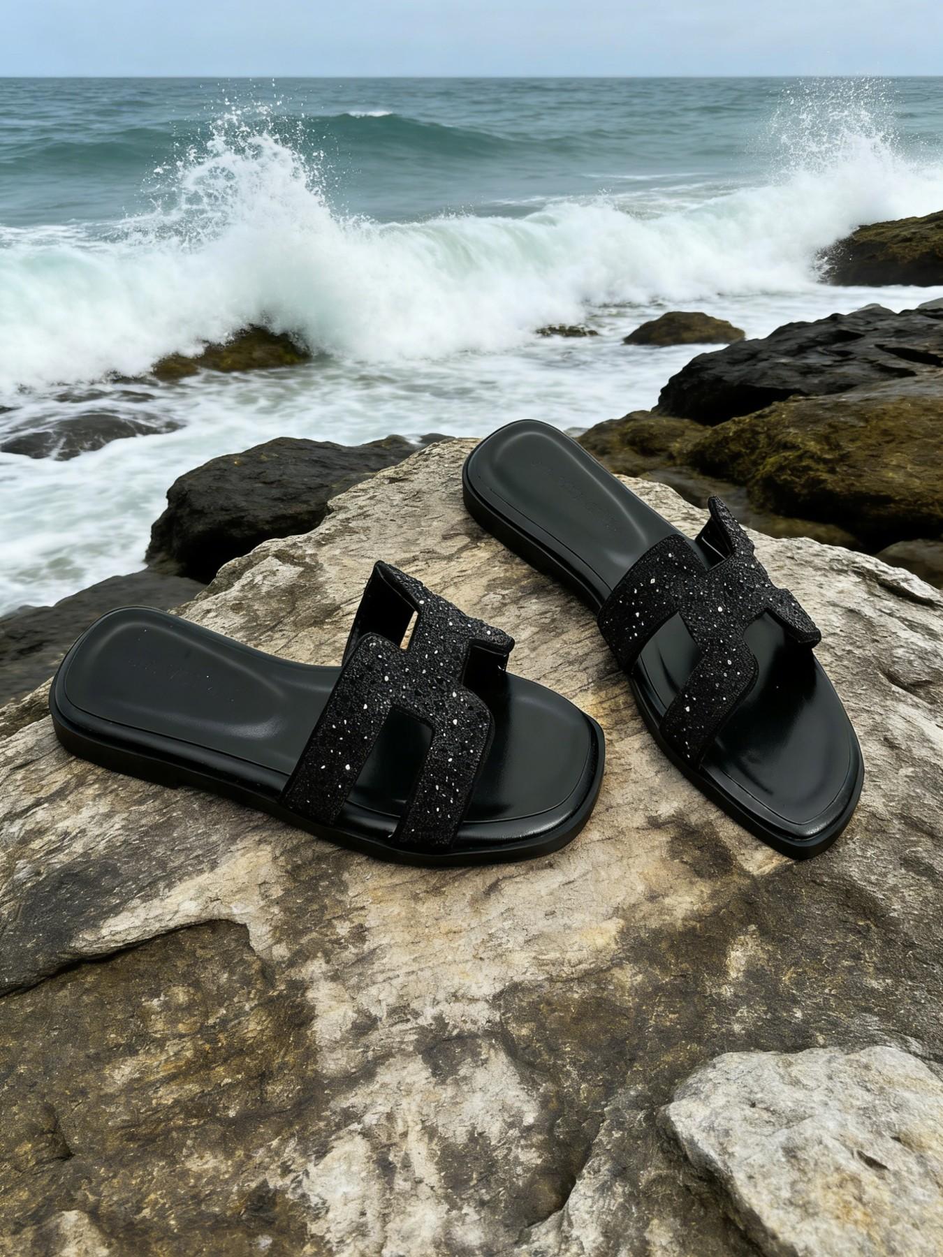 Women's Summer Fashion Sandals, 333-1 Diamond Design, Flat Sole, Textile Upper, Rubber Sole, Ideal for Beach & Travel