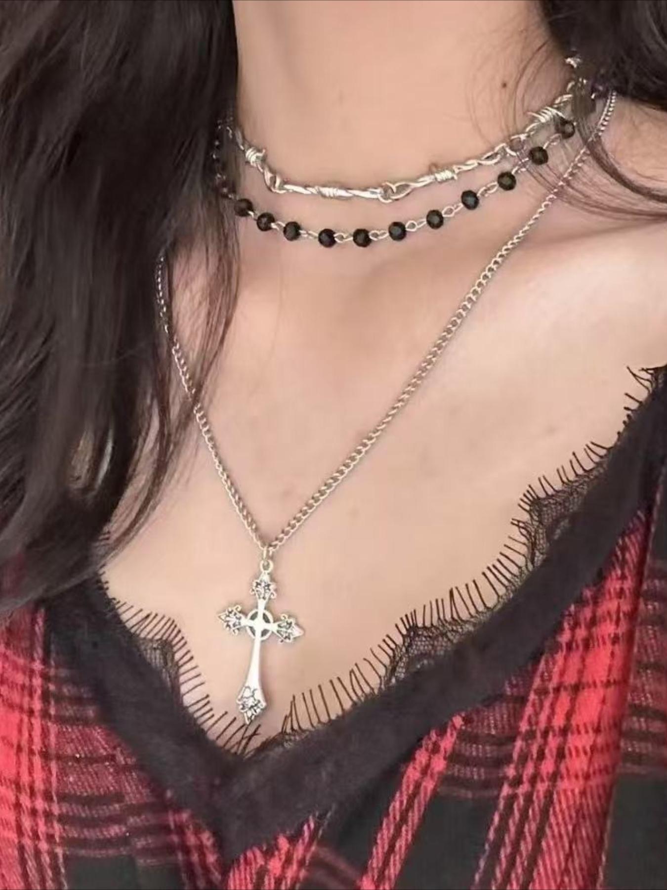 Gothic Punk Cross Pendant Necklace Set, Vintage Beaded Thorn Chain Jewelry for Women, Halloween Party Accessories