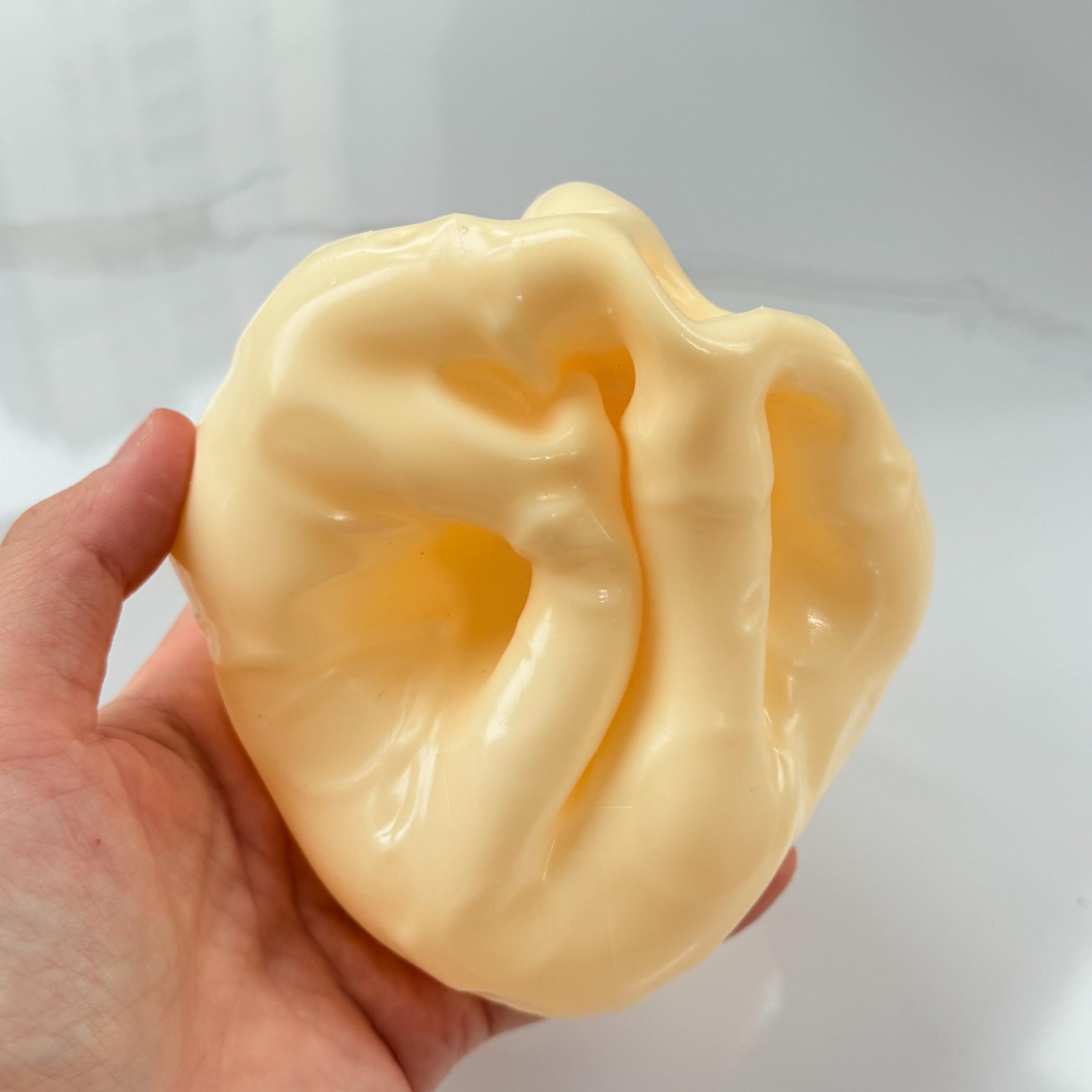 Fully Moldable Non-Rebound Petroleum Jelly-Filled Cheese Squishy Stress Ball, Giant 6 cm & 7 cm Soft Gel Cheese Block for ASMR Relaxation, Squishy Fun Viral Fidget Gift for Anxiety Relief, Decompression Squishy