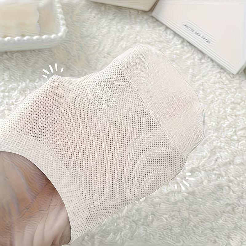 4 Pairs Women's Breathable Mesh No-Show Socks with Silicone Grip, Ultra-Thin Non-Slip Crew Socks, Perfect Gift for Casual Wear