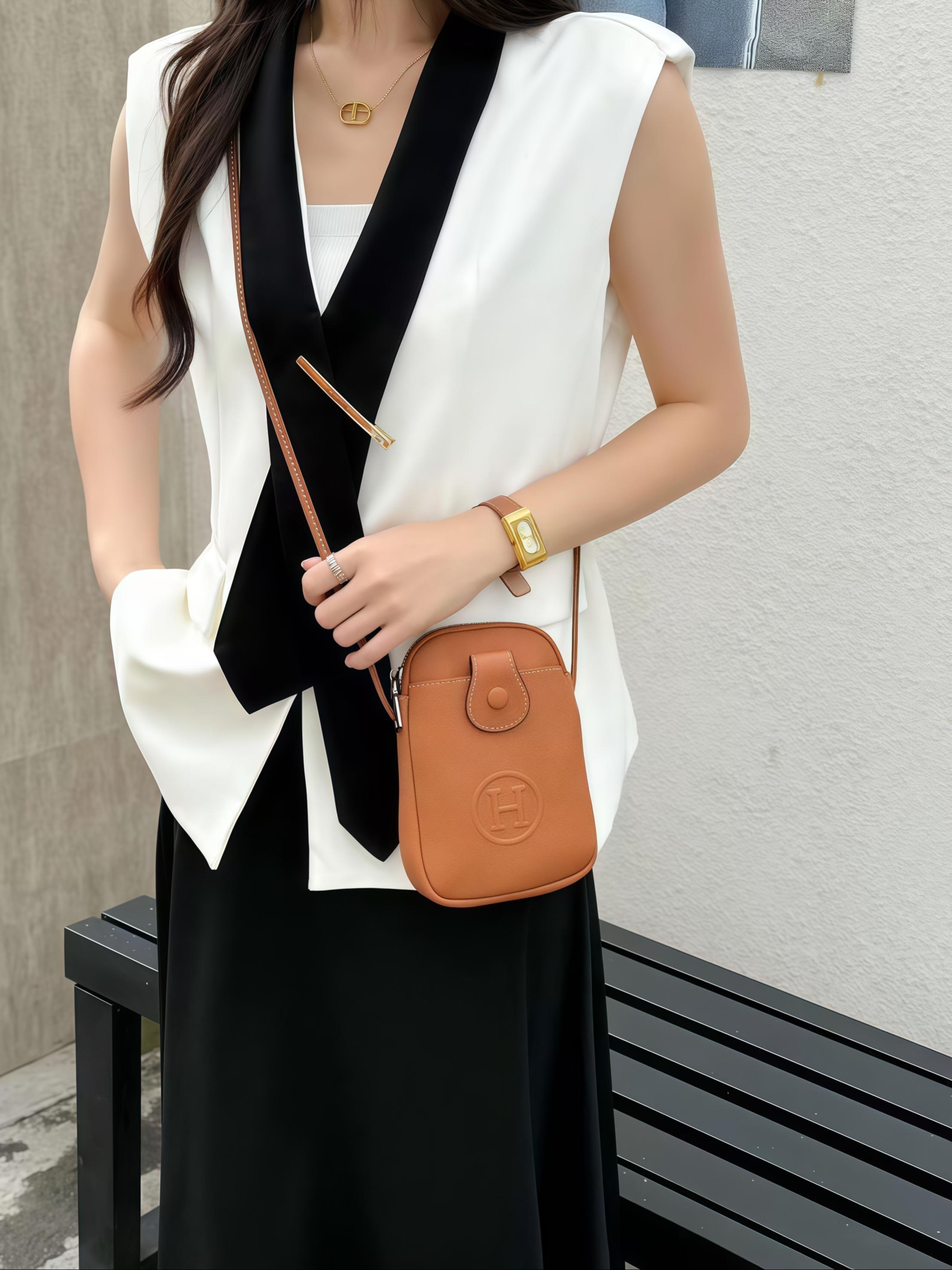 Fashionable Minimalist Letter Mini Crossbody Bag, Women's Versatile Phone Bag, Compact Portable Shoulder Bag, Multiple Colors Available