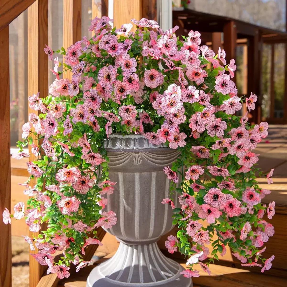 6pcs of Artificial Flowers Hanging Flowers Plastic Floral Plant for Outdoor Artificial Plants Spring And Summer Decoration, Artificial Flower Decorations, Colorful Violet Fake Daisy Realistic Outdoor Flowers Porch Courtyard Decoration Home Decoration