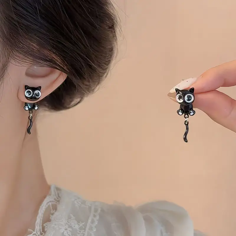 Cute Black Cat Dangle Stud Earrings, 3D Cartoon Kitten Drop Ear Jewelry With Movable Tail Design, Glossy Enamel Animal‑Shaped Accessories For Daily Outfit, Gothic Style Party Wear And Casual Ear Decoration